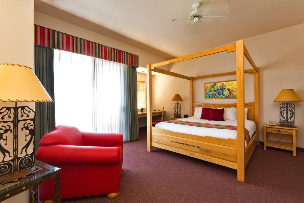 Inn At Eagle Mountain ファウンテンヒルズ エクステリア 写真