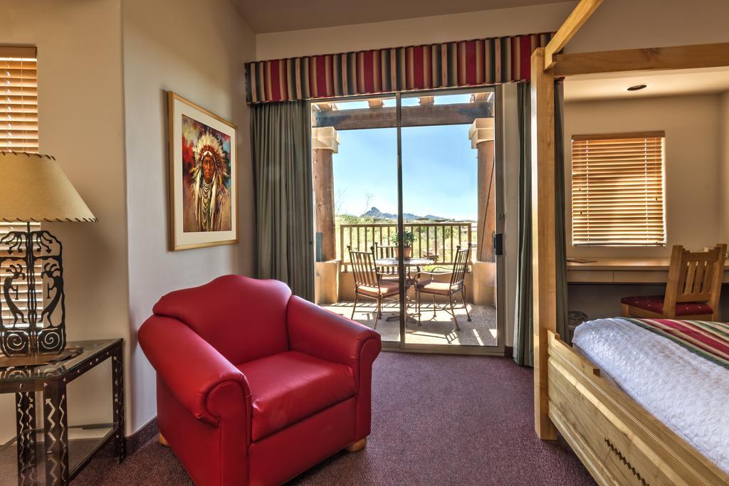 Inn At Eagle Mountain ファウンテンヒルズ エクステリア 写真