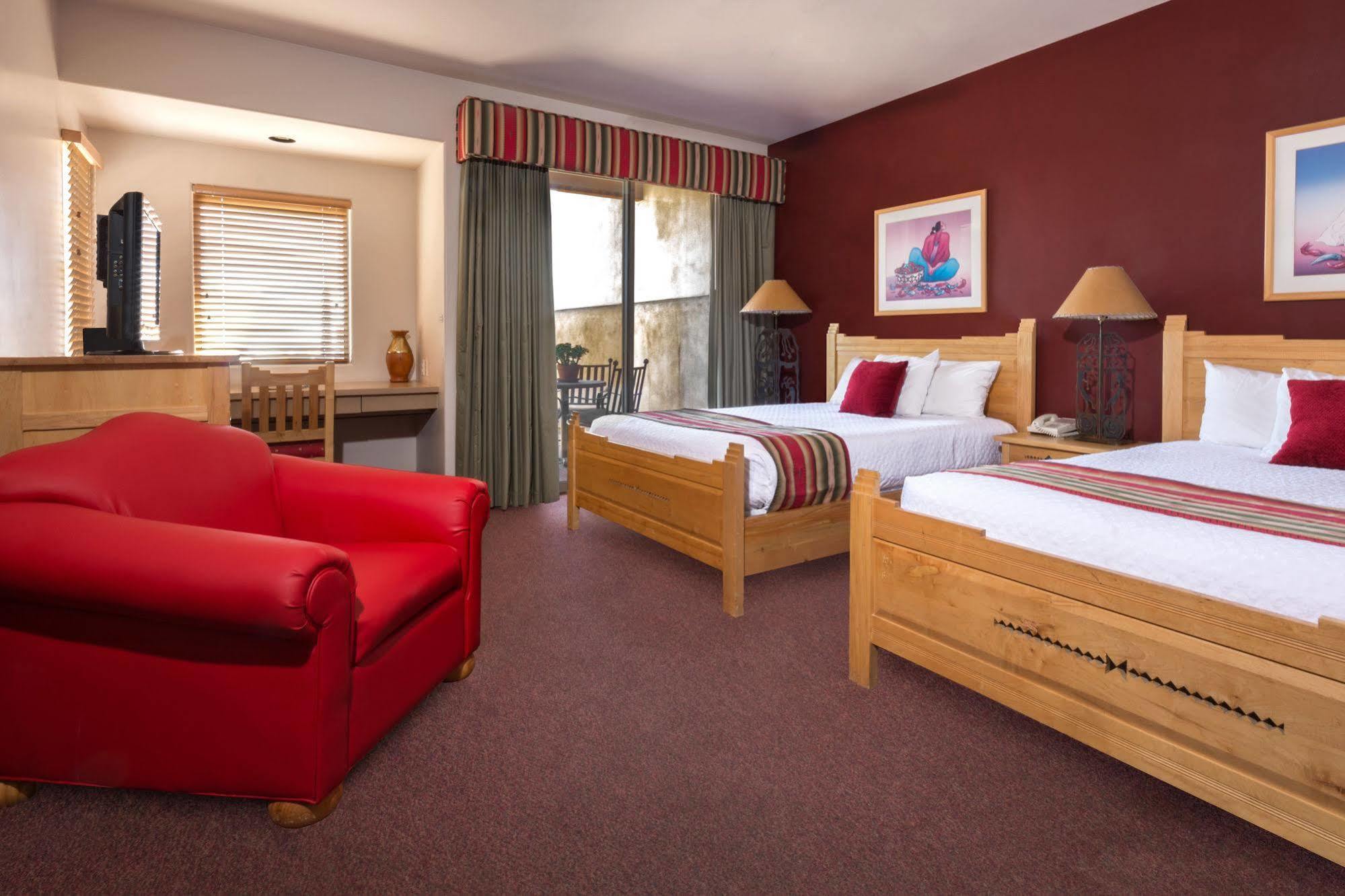 Inn At Eagle Mountain ファウンテンヒルズ エクステリア 写真